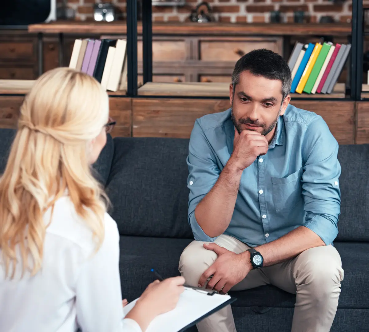 Modern Assistance life coach meeting one-on-one with a client